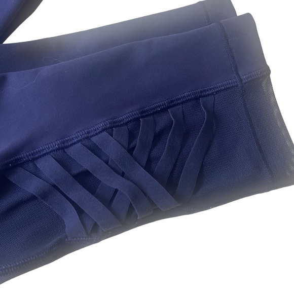 lululemon minimalist hero blue cropped leggings criss cross mesh detail - Picture 6 of 6